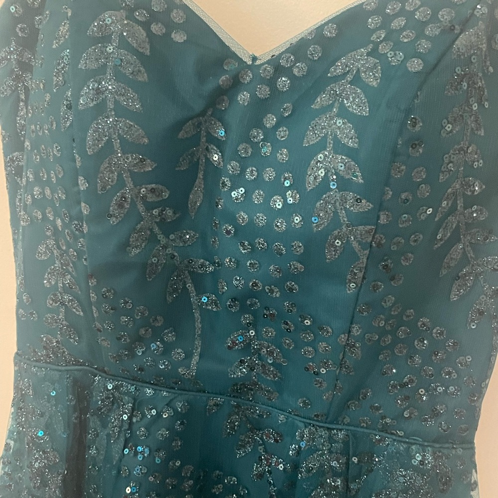 Blondie nights, sparkly sequined, green party dress. Size 1 - Picture 5 of 5